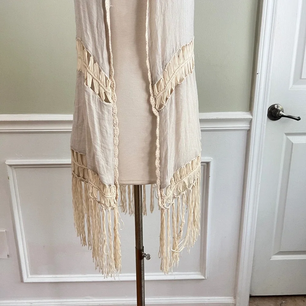 Boho Fringe Vest Womens OS Macrame Crochet Gauze Beige‎ Festival Kimono